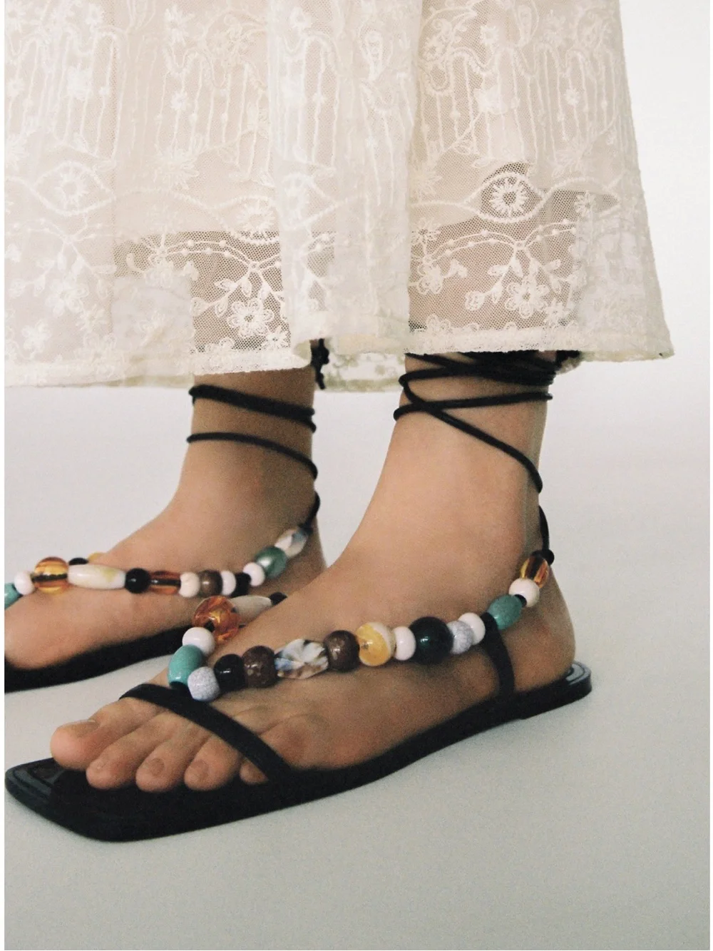 NWT Zara Tied Low Heel Beaded Sandals - Picture 4 of 6